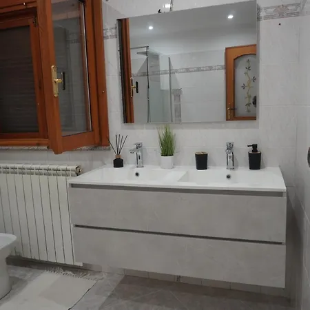 Praxedes Con Piscina A
