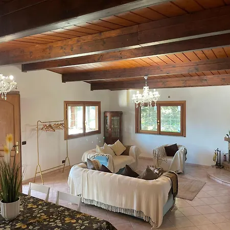 Praxedes Con Piscina A Villa