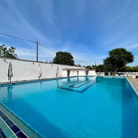 Praxedes Con Piscina A Villa *