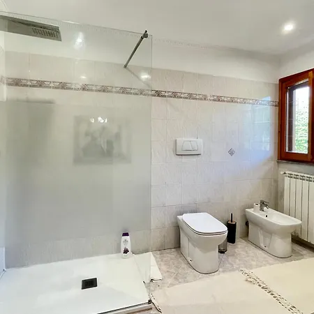 Villa Praxedes Con Piscina A
