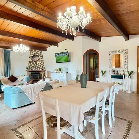 Villa Praxedes Con Piscina A Nettuno