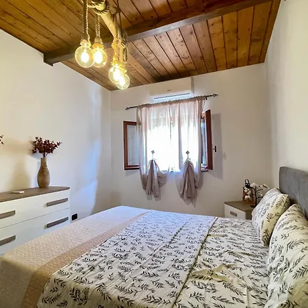 Villa Praxedes Con Piscina A