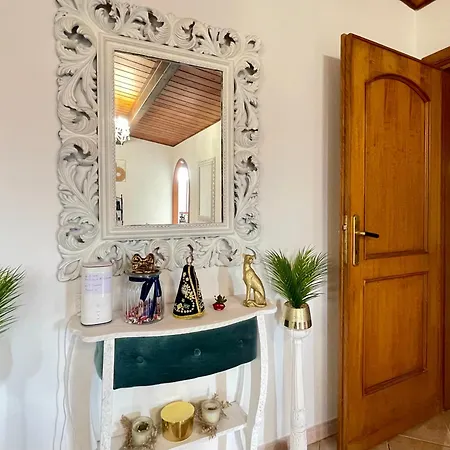 Praxedes Con Piscina A *