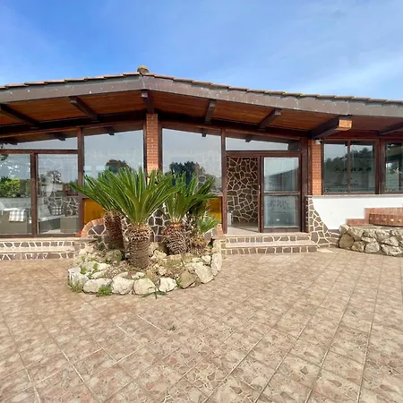 Villa Praxedes Con Piscina A