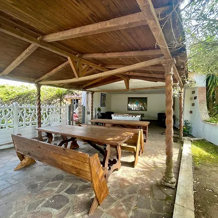Villa Praxedes Con Piscina A