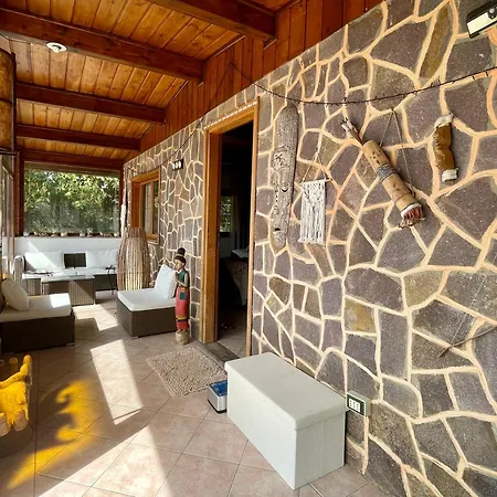 Praxedes Con Piscina A Villa